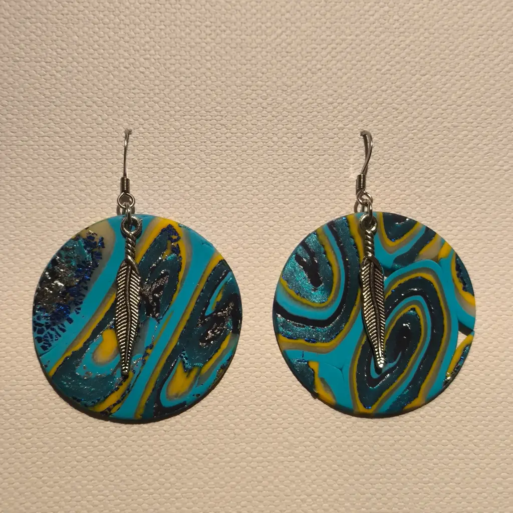 Boucles d'oreilles en pâte Fimo Marbré avec Breloque