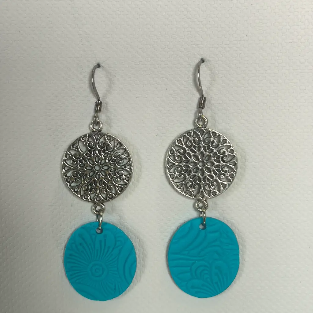 Boucles d'oreilles en pâte Fimo Bleue