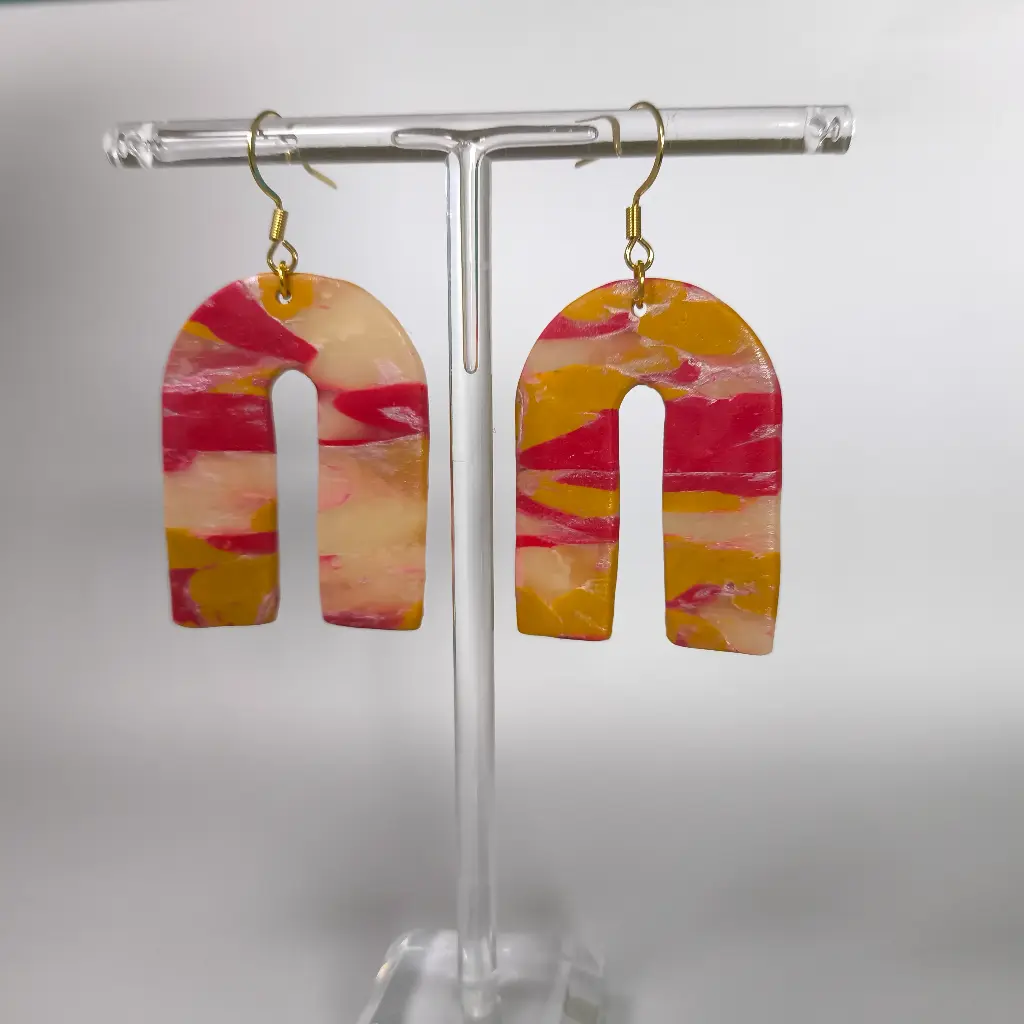 Boucles d'oreilles en pâte Fimo en U Marbré