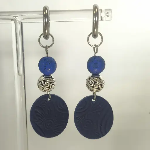 [807] Boucles d'oreilles en pâte Fimo Bleue, avec Perles